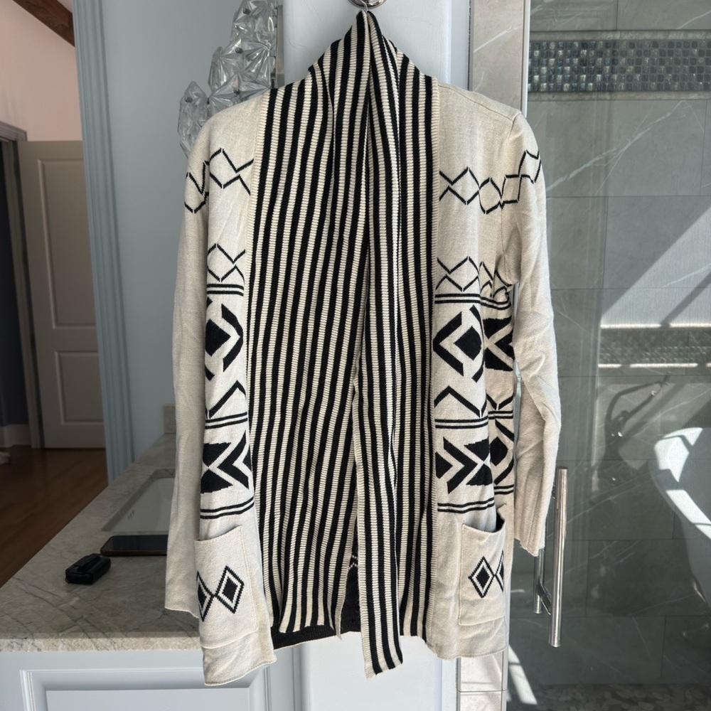 Ash Rain + Oak Aztec Print Cardigan Large